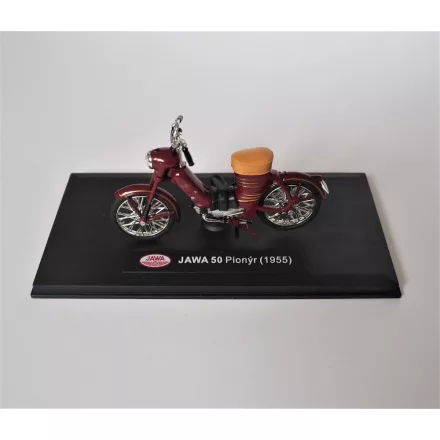 Makett: Jawa 50 typ 550 (piros színű)