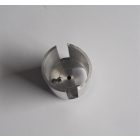 Gáztolattyú: karburátor 31 mm, alumínium, AMAL 76/276